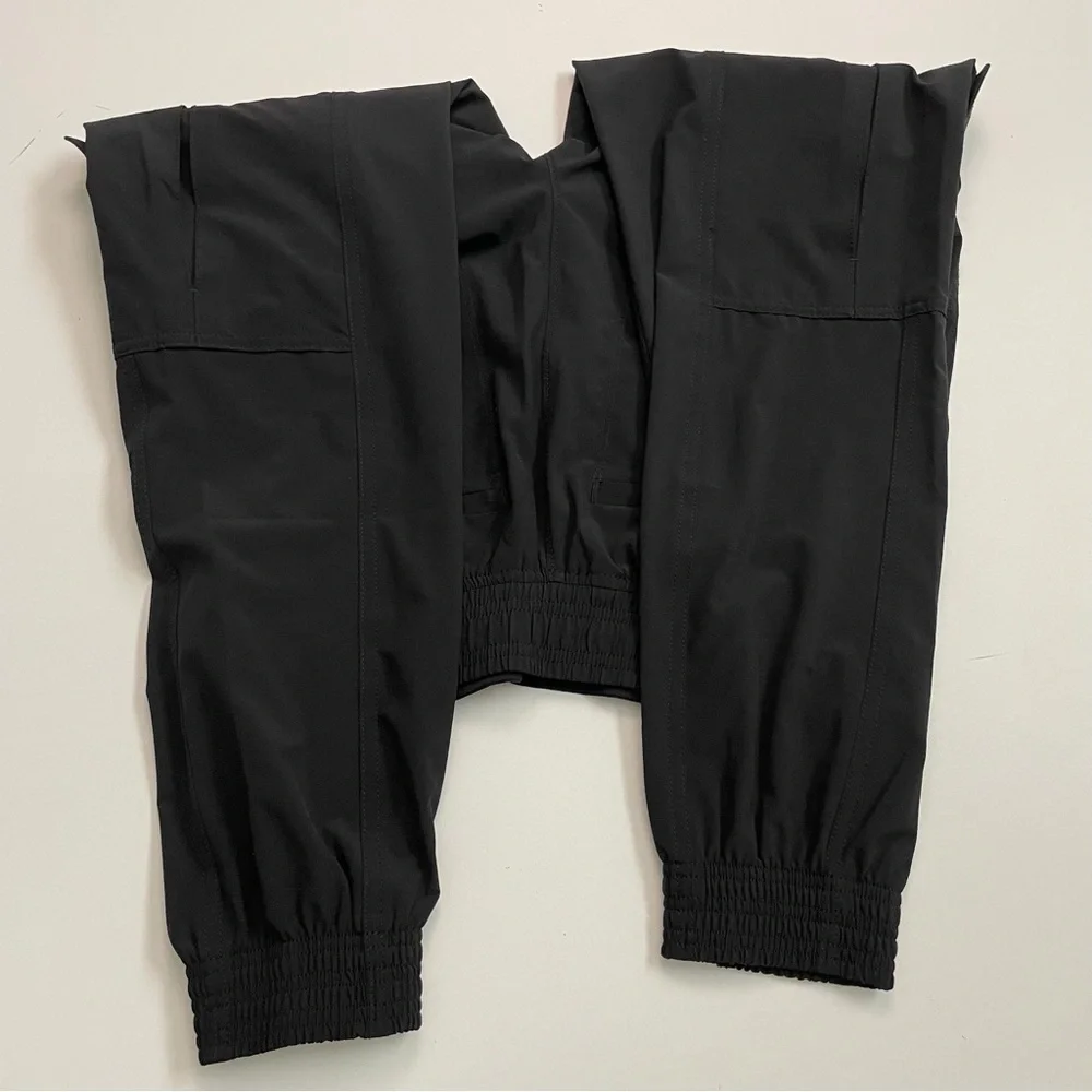 Athleta Pants Chelsea Utility Jogger Cargo Pockets Lightweight Athletic Black